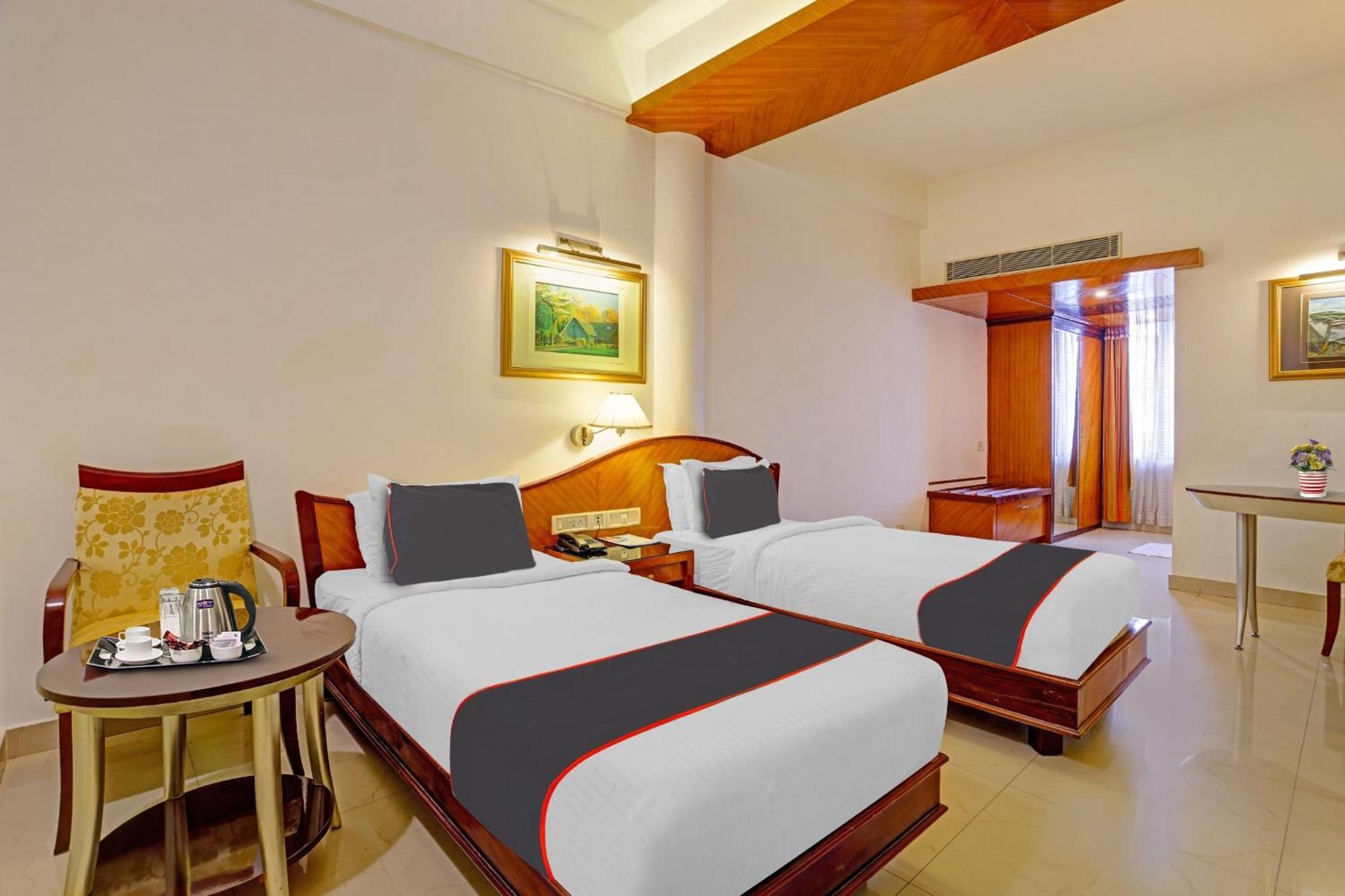Super Collection O Indraprastha Hotel Thiruvananthapuram Kültér fotó