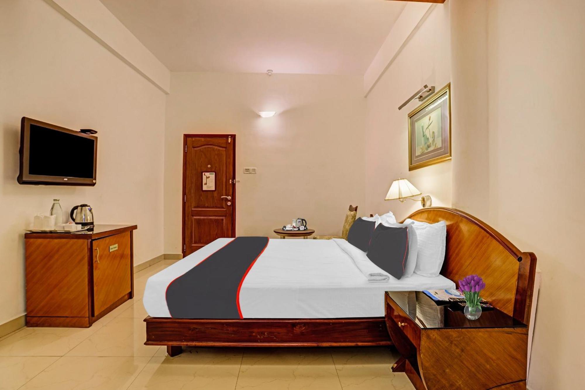 Super Collection O Indraprastha Hotel Thiruvananthapuram Kültér fotó