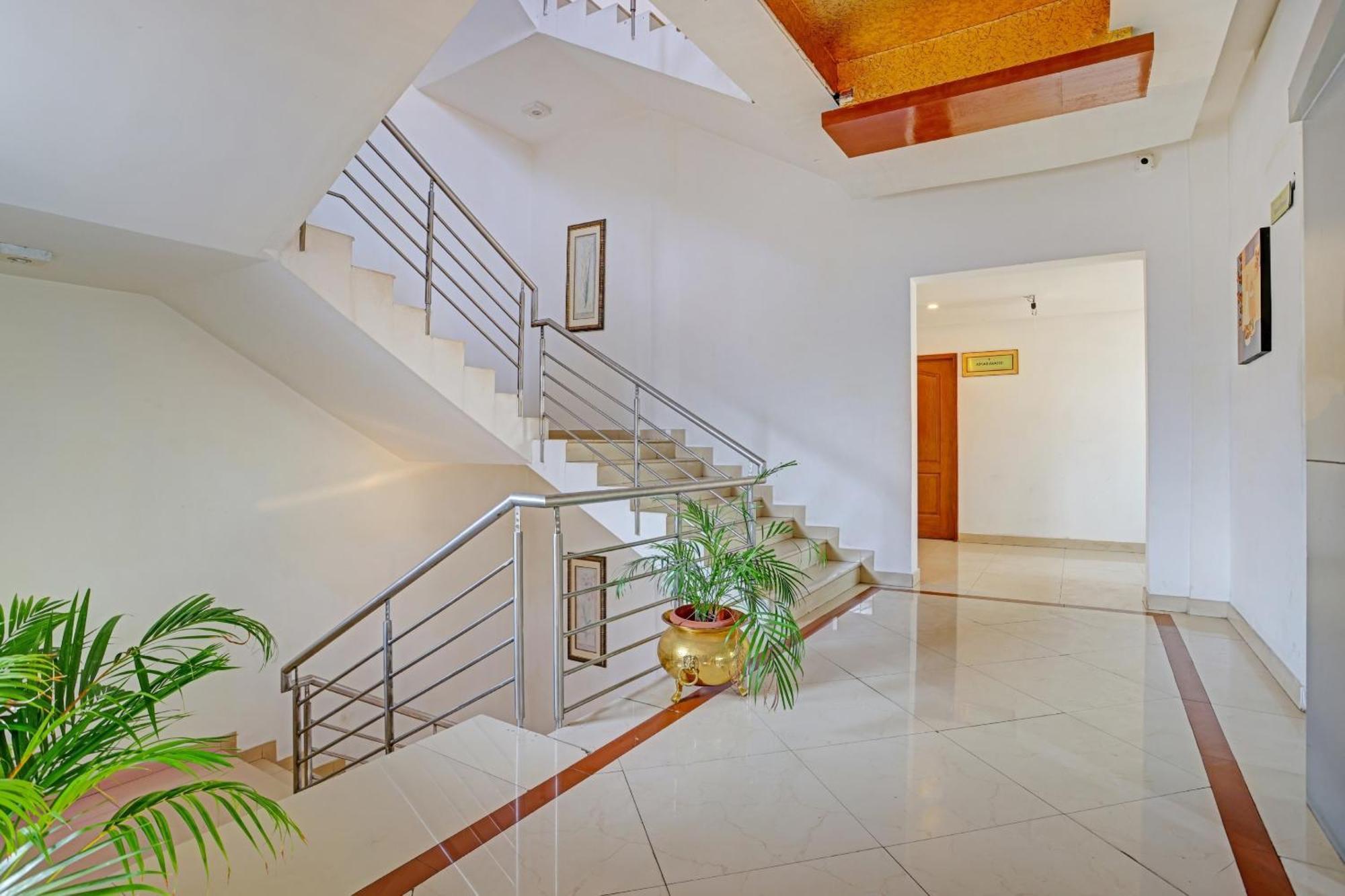 Super Collection O Indraprastha Hotel Thiruvananthapuram Kültér fotó