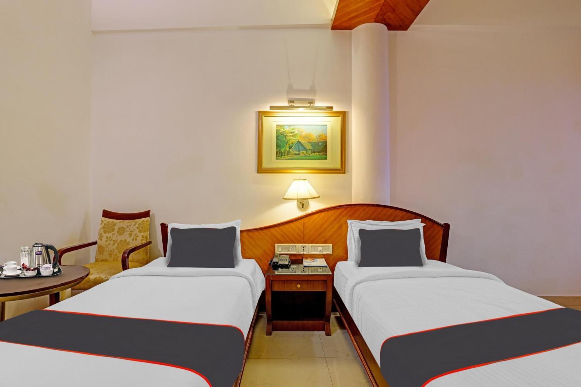 Super Collection O Indraprastha Hotel Thiruvananthapuram Kültér fotó